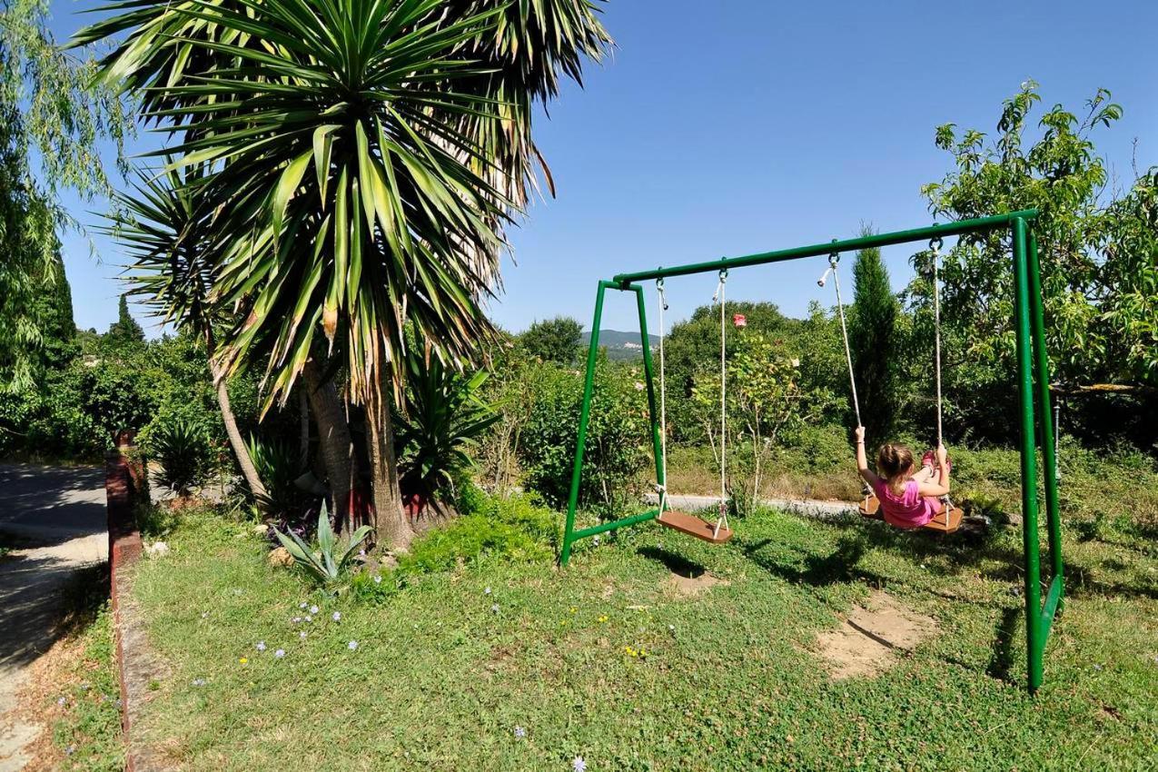 House In The Country Guest House Vatos Exterior photo