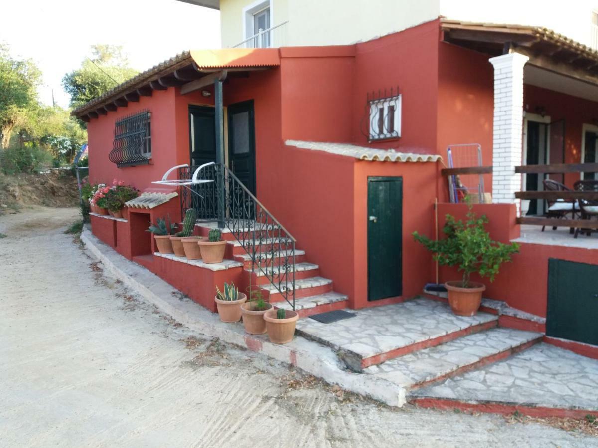 House In The Country Guest House Vatos Exterior photo